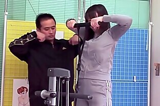 VODEU - Japanese babe gets fucked by a small cock